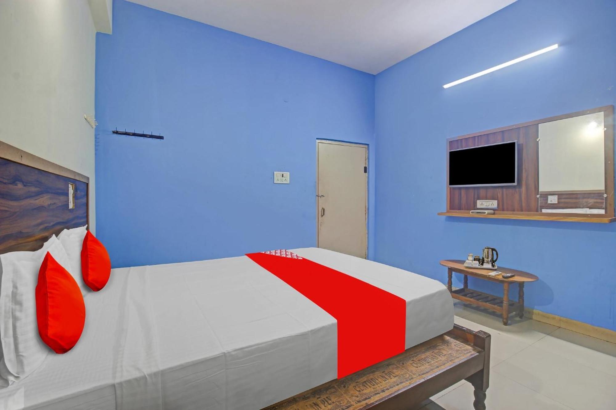 Hotel O Satya Inn Karimnagar Buitenkant foto